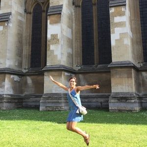 Meet your Posher, Edith